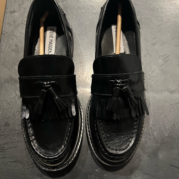 Steve Madden Black Leather Loafers - Picture 1 of 7